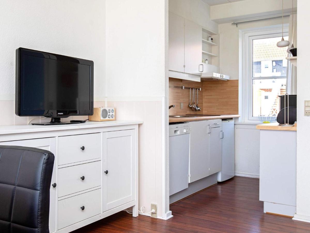 6 Person Holiday Home On A Holiday Park In Borre Екстер'єр фото